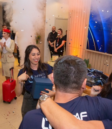 /media/4052/conversions/w.694/h.380/q.95/fit.crop/fm.pjpg/premiacao-infinity-towers-victor-natureza-169-486-thumb.jpg /media/4052/conversions/w.694/h.380/q.95/fit.crop/fm.pjpg/premiacao-infinity-towers-victor-natureza-169-486-thumb.jpg