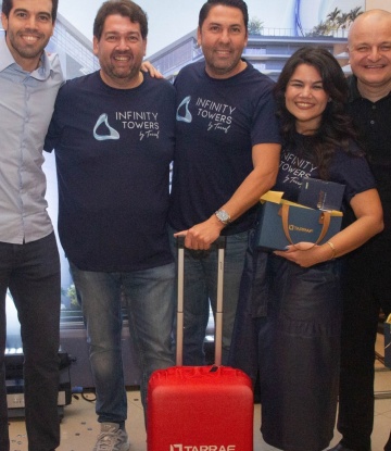 /media/4054/conversions/w.694/h.380/q.95/fit.crop/fm.pjpg/premiacao-infinity-towers-victor-natureza-194-932-thumb.jpg /media/4054/conversions/w.694/h.380/q.95/fit.crop/fm.pjpg/premiacao-infinity-towers-victor-natureza-194-932-thumb.jpg